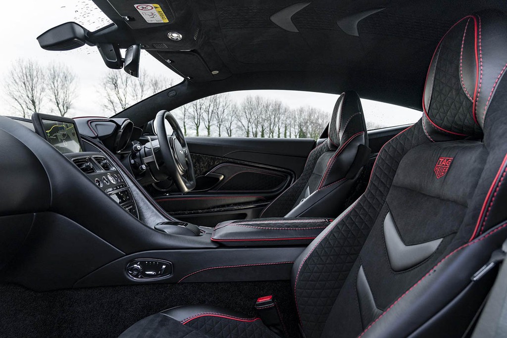 Siêu phẩm Aston Martin DBS Superleggera TAG Heuer chốt giá 295.000 bảng Anh ảnh 5