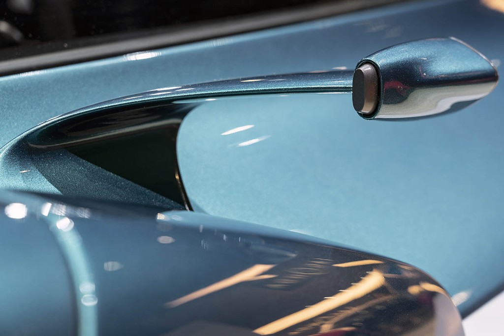 Aston Martin Vanquish Vision: “tái sinh” để đấu McLaren 720S ảnh 21