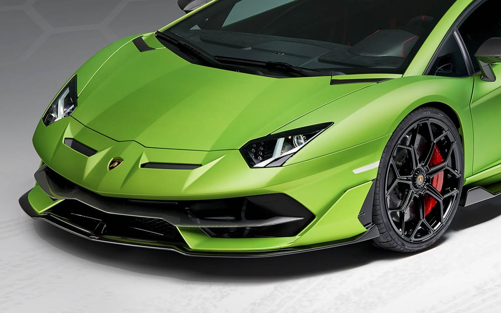 Ra mắt siêu phẩm Lamborghini Aventador SVJ, giá 517.770 USD ảnh 23