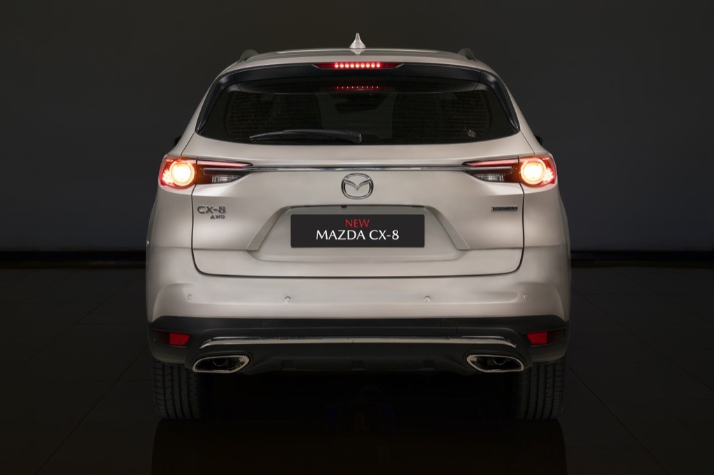 Mazda CX-8 facelift nâng đẳng cấp tại Việt Nam: bỏ bản thấp Deluxe, thêm bản ghế thương gia, giá cao nhất 1,269 tỷ ảnh 2