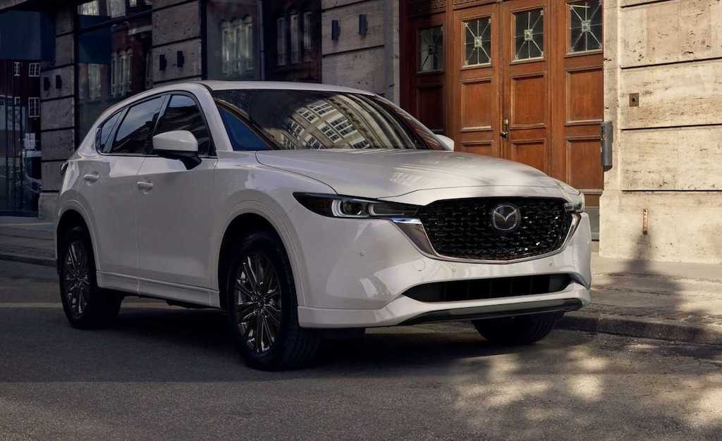 Vừa bị rò rỉ hình ảnh, Mazda đã nhanh chân tung CX-5 2022 bản facelift đầy “sang chảnh“ ảnh 2