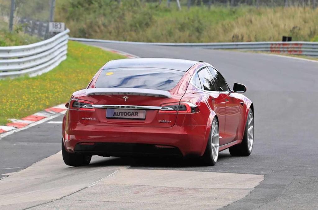 “Nóng mắt” với Porsche Taycan, Tesla chuẩn bị tung ra Model S hiệu năng cao hơn nữa ảnh 2
