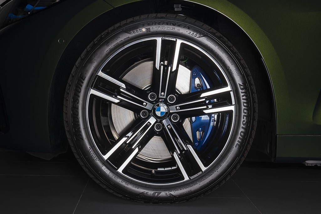 Chính thức ra mắt BMW 4 Series Convertible thế hệ mới (G23) tại Việt Nam, một phiên bản 430i M Sport ảnh 12