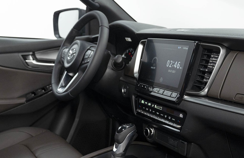 THACO ra mắt bán tải Mazda BT-50 2021 thế hệ mới, tiện nghi như SUV đa dụng ảnh 13