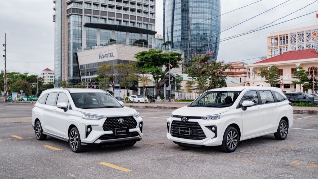 Cặp đôi Toyota Avanza Premio và Veloz Cross ra mắt Việt Nam với giá thấp, đe dọa thị phần Xpander và XL7  ảnh 1