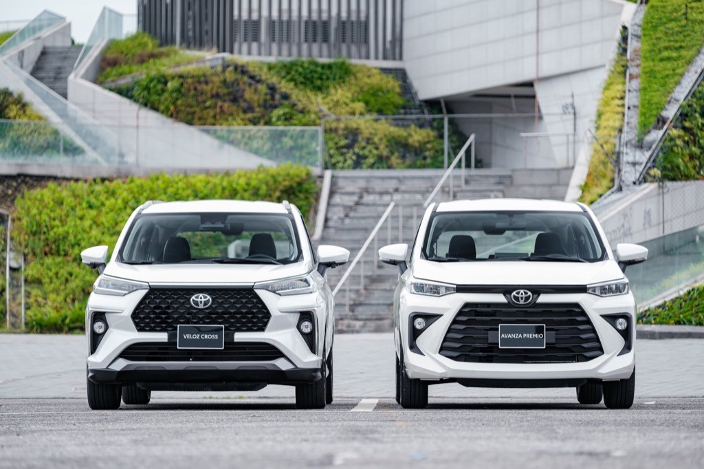 Cặp đôi Toyota Avanza Premio và Veloz Cross ra mắt Việt Nam với giá thấp, đe dọa thị phần Xpander và XL7  ảnh 2