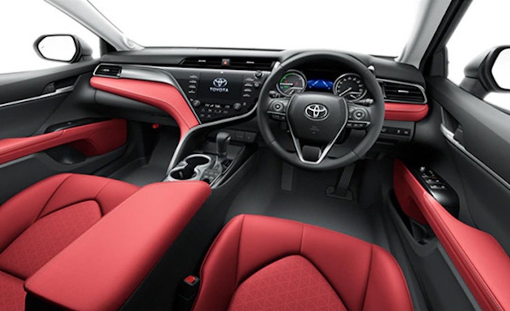 Kỷ niệm sinh nhật 40 tuổi, Toyota ăn mừng bằng phiên bản đen Camry Black Edition ảnh 6