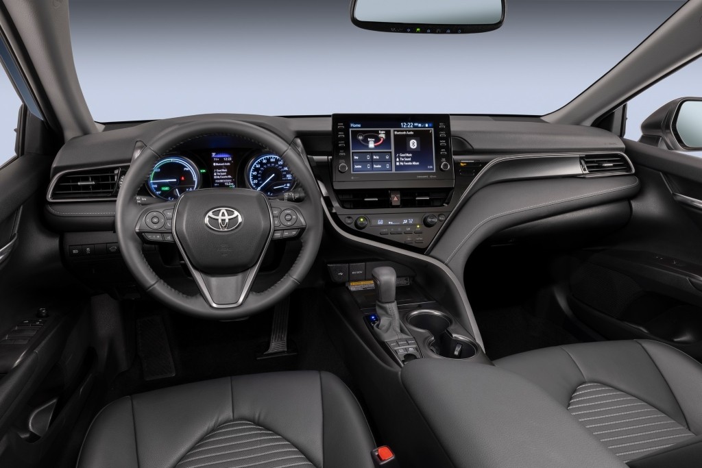 Toyota Camry 2023 không thay đổi quá nhiều, tập trung chủ yếu vào phiên bản Nightshade trông thể thao hơn ảnh 9