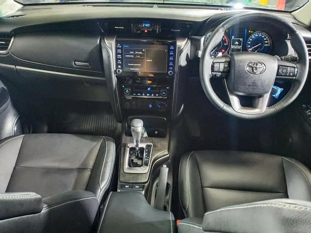 Soi Toyota Fortuner 2021 bản rẻ tiền “bằng xương bằng thịt“: giữ lại những giá trị cốt lõi cũ ảnh 9
