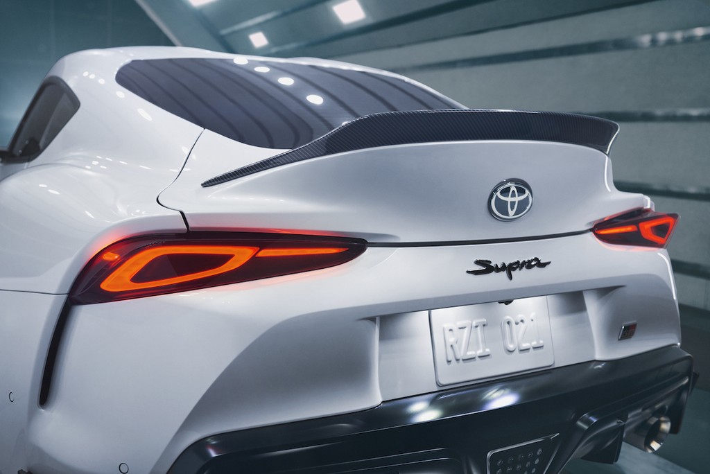 Diện kiến Toyota GR Supra Carbon Fiber Edition: phiên bản đỉnh nhất của Supra thế hệ mới ảnh 5