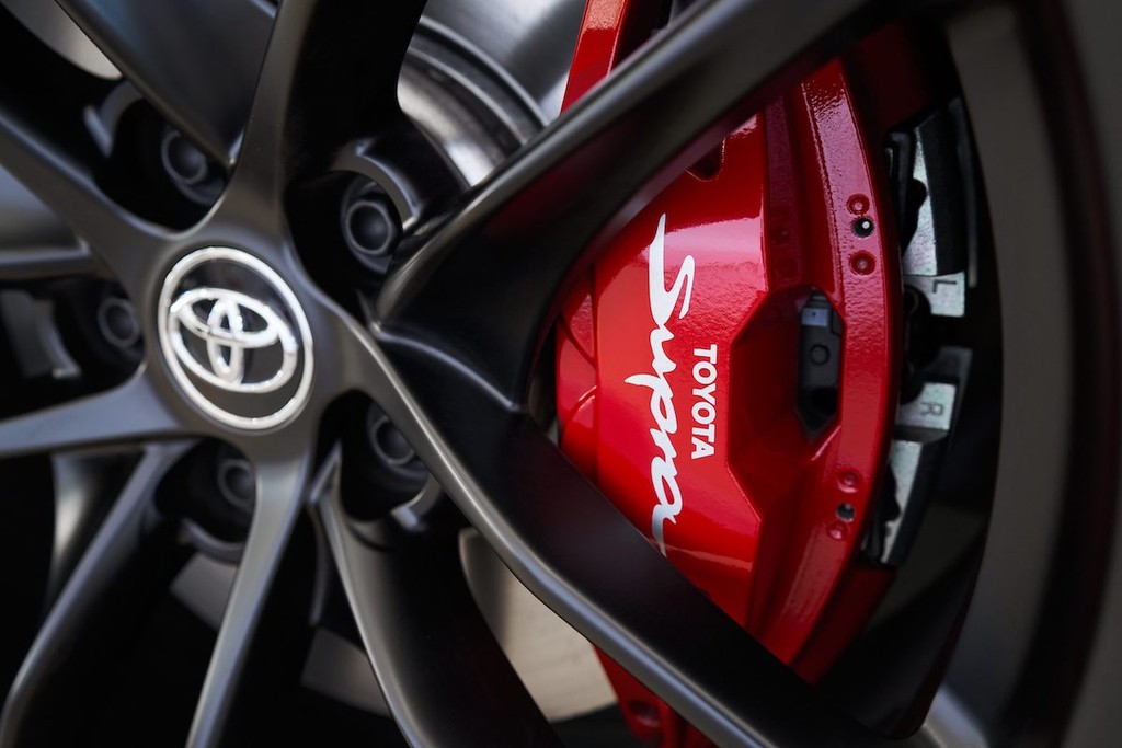 Diện kiến Toyota GR Supra Carbon Fiber Edition: phiên bản đỉnh nhất của Supra thế hệ mới ảnh 11
