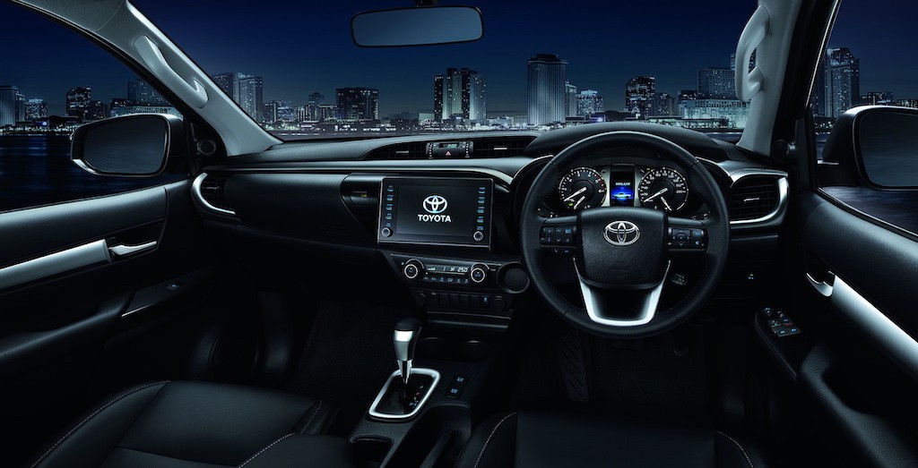 “Tất tần tật” về Toyota Hilux 2021: Hiệu năng vượt trội, trang bị như xe con gói trong thiết kế cực “ngầu“ ảnh 3