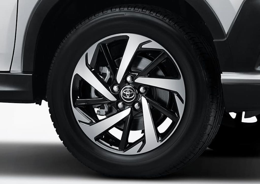 Thêm “bộ cánh” thể thao GR Sport, Toyota Rush liệu có đủ sức thành “đối” của Mitsubishi Xpander? ảnh 7