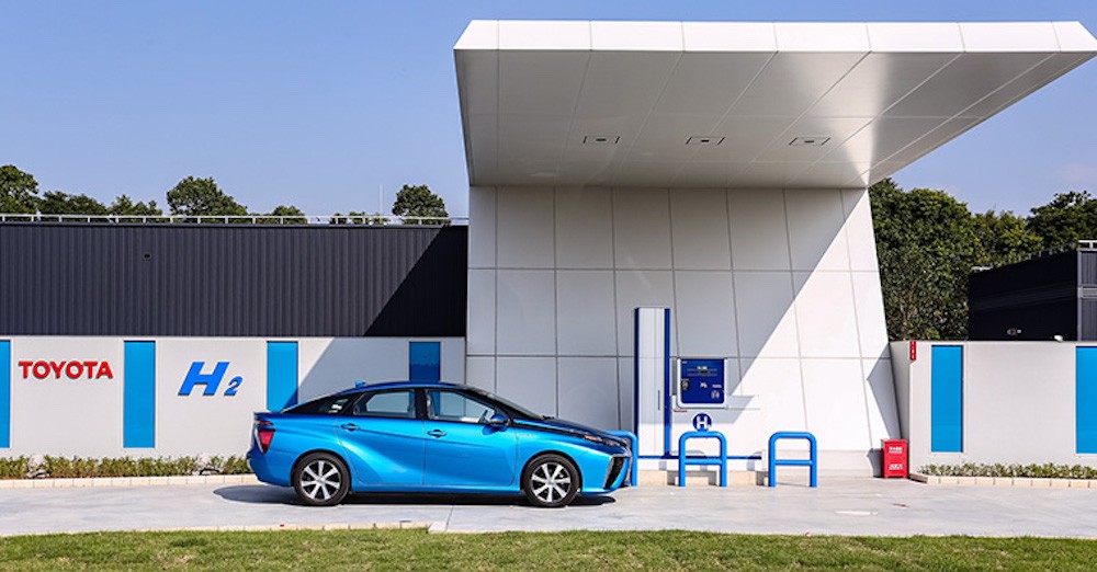 Toyota đặt mục tiêu bán ra 1 triệu xe điện vào năm 2030 ảnh 8