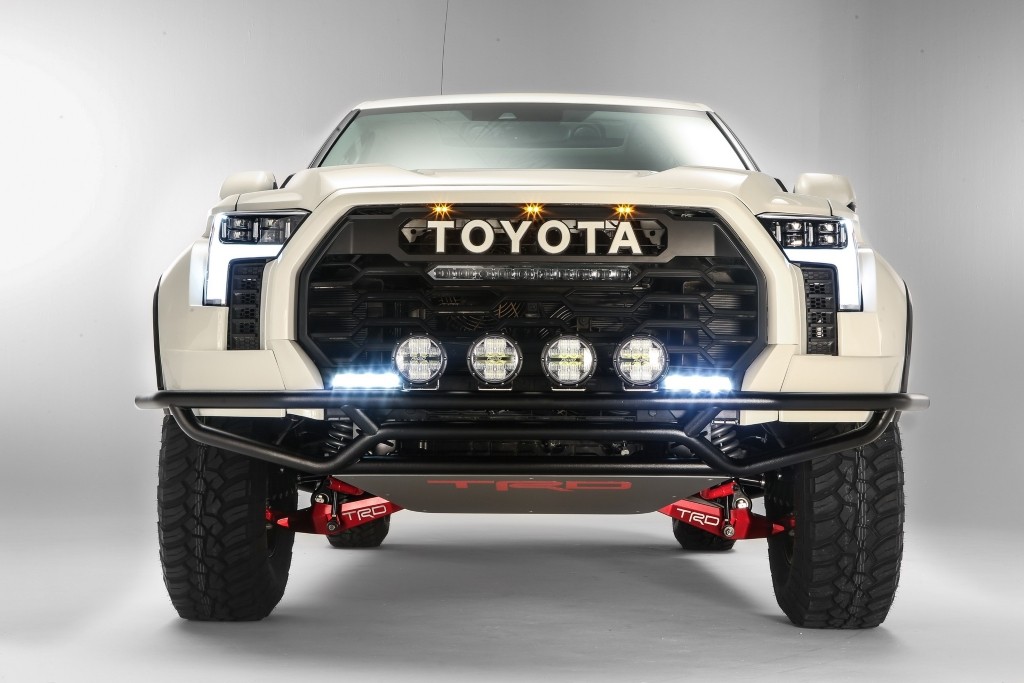 Toyota Tundra 2022 hóa thân thành “người hùng” thầm lặng trong các giải đua xe Địa hình ảnh 5