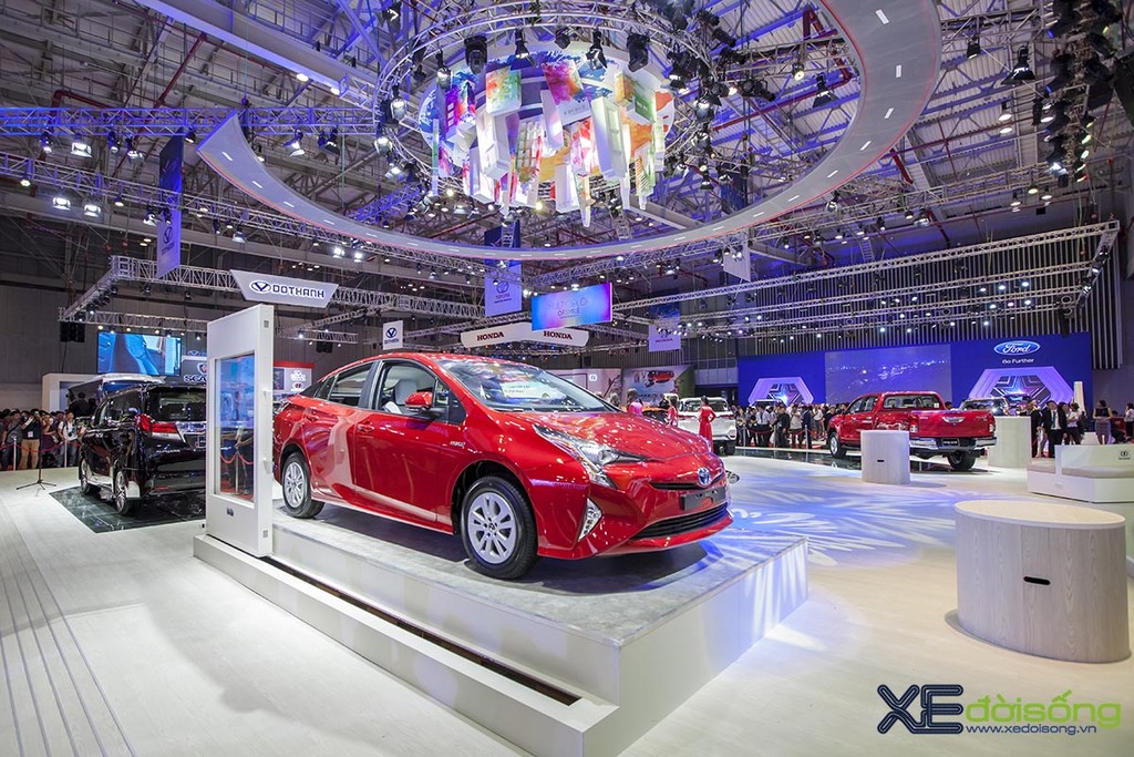 Toyota phất cờ “khởi nghĩa” tại Vietnam Motor Show 2017 ảnh 13
