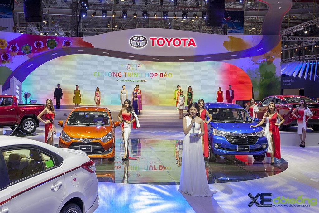 Toyota phất cờ “khởi nghĩa” tại Vietnam Motor Show 2017 ảnh 6
