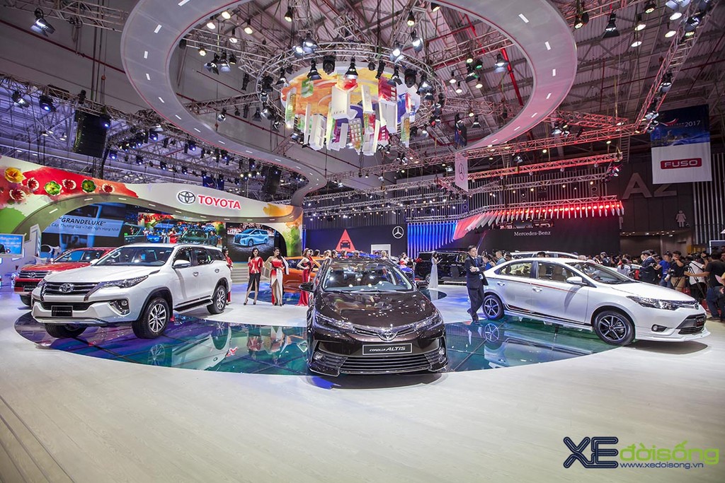 Toyota phất cờ “khởi nghĩa” tại Vietnam Motor Show 2017 ảnh 7