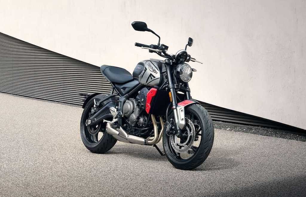 Triumph chính thức “tuyên chiến” với Yamaha MT-07 và Honda CB650R, ra naked bike hạng trung Trident 660 giá về Việt Nam 270 triệu đồng ảnh 8