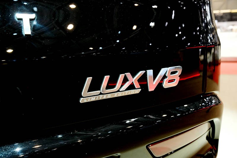 Bất ngờ ra mắt VinFast Lux V8 Limited Edition động cơ V8 6.2L 455 mã lực ảnh 4