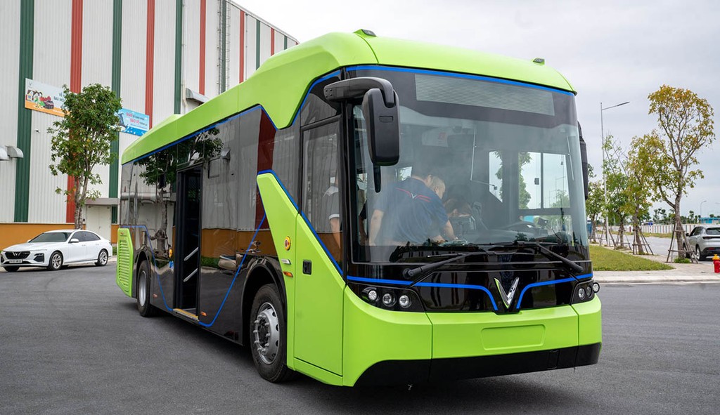 Xe buýt điện VinFast chính thức chạy thử nghiệm, sẽ vận hành trước ở Hà Nội, TP.HCM và Phú Quốc ảnh 6