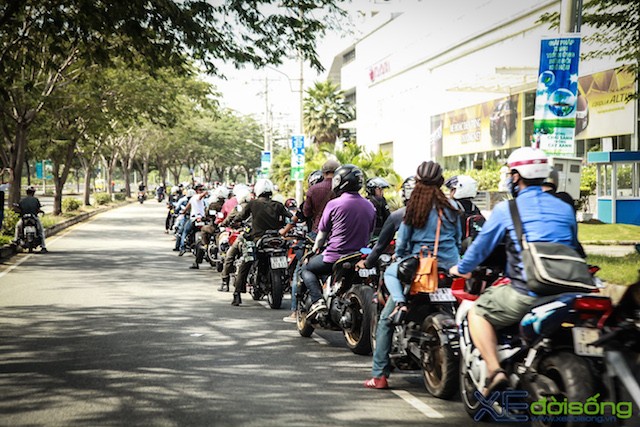 Choáng ngợp với hàng trăm mô-tô đổ về Sài Gòn trong một ngày ảnh 3
