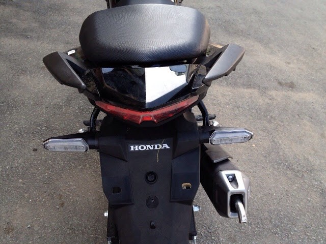 Loạt xe Honda CB150R mới về Việt Nam giá 106 triệu đồng ảnh 4