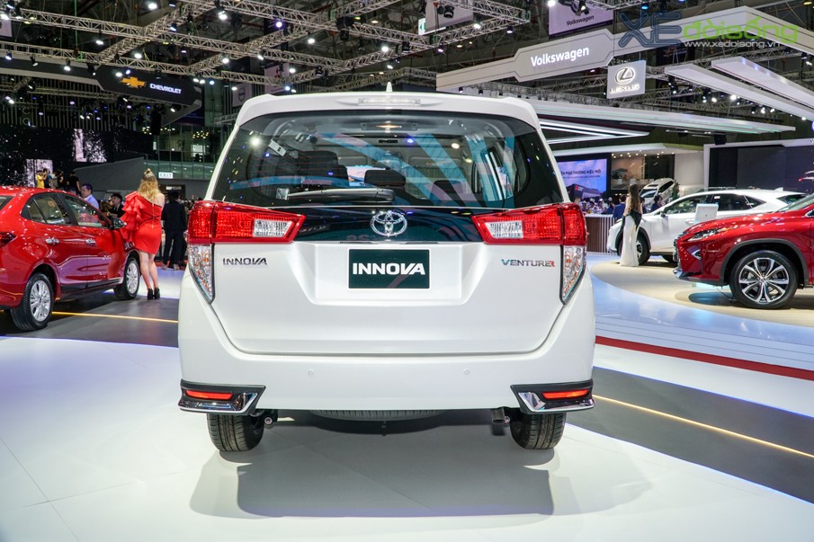 Toyota Việt Nam nâng cấp Innova mới, thêm màu trắng cho bản Venture ảnh 4