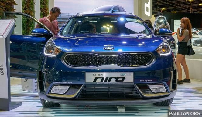 Kia giới thiệu Niro Hybrid mới tại triển lãm Singapore Motor Show 2017 ảnh 11