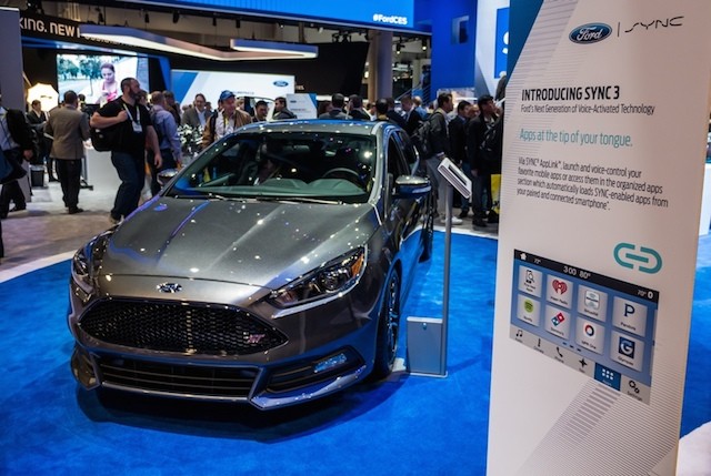 Ford đem hệ thống thông tin và giải trí mới đến CES 2015 ảnh 1