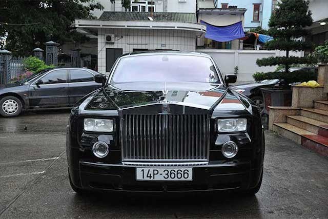 Vài nét về siêu sang Rolls-Royce Phantom bán từ thiện ở Quảng Ninh ảnh 1