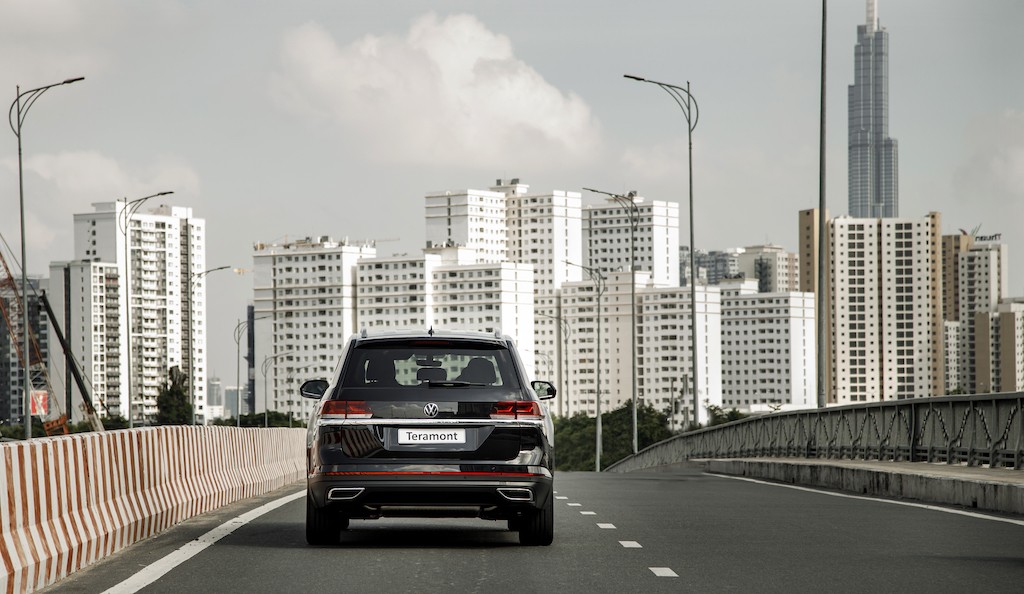 “Chốt giá” 2,349 tỷ đồng, SUV Đức Volkswagen Teramont lắp ráp tại Mỹ có gì để chinh phục khách hàng Việt? ảnh 16