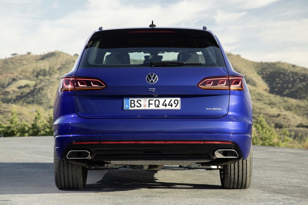 “Cầm đầu” một loạt công ty con làm siêu SUV, Volkswagen lại khiêm tốn với xe địa hình thể thao Touareg R ảnh 3
