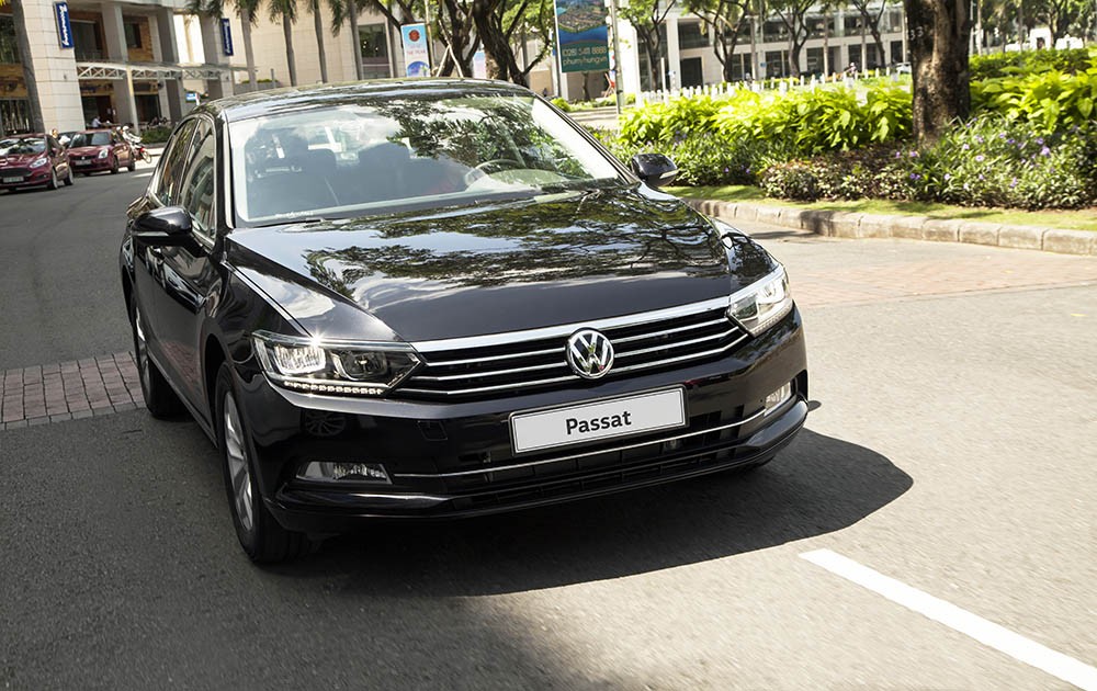 Ra mắt Volkswagen Passat BlueMotion Comfort 2018 giá 1,42 tỉ đồng ảnh 4