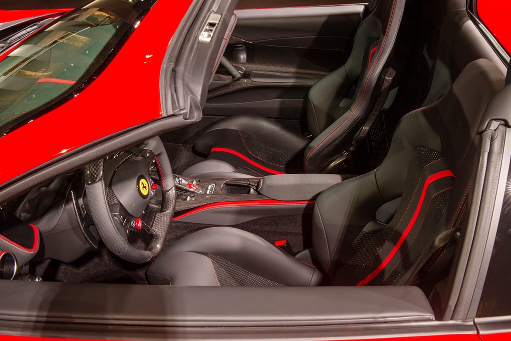 Ra mắt toàn cầu Ferrari 812 GTS: Siêu xe mui trần V12 mạnh hơn Aventador SVJ Roadster ảnh 6