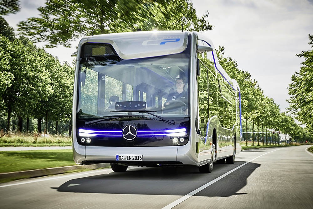 Ra mắt xe buýt đô thị tự lái Mercedes-Benz Future Bus ảnh 2