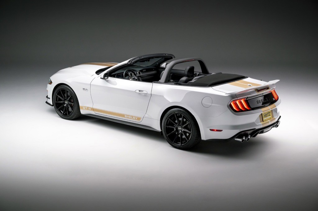 Tới Mỹ và chịu chi gần 10 triệu/ngày, bạn có thể thuê xe cơ bắp Mỹ “thét ra lửa” Ford Mustang Shelby GT500-H ảnh 6