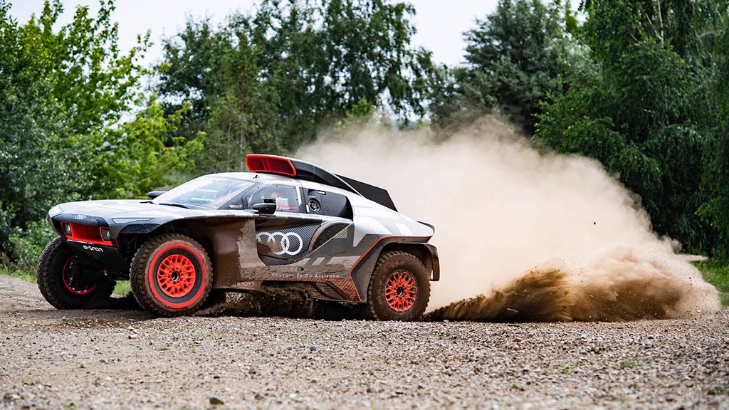 Lộ diện “Chiến binh sa mạc” Audi RS Q e-tron: nước cờ tương lai ở Dakar Rally ảnh 4