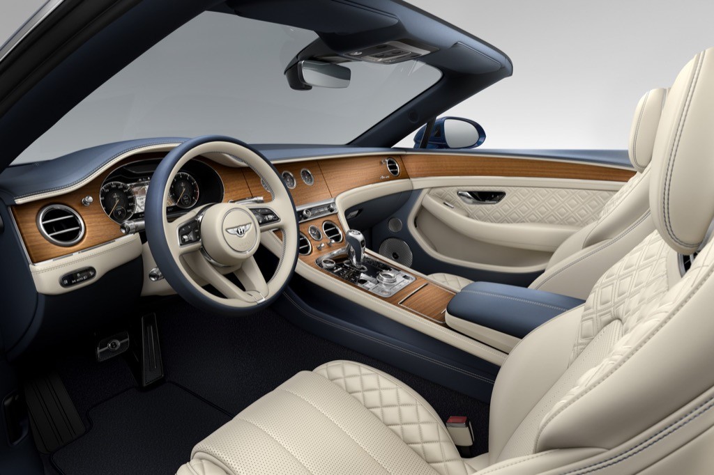 Tưởng đã xa hoa hết mực, xe Bentley sẽ còn trở thành “spa di động” với bản Azure ảnh 9