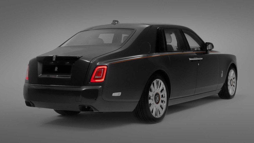 Đây là chiếc Rolls-Royce Phantom VIII “hàng thửa” ít phô trương nhất từ trước tới nay?! ảnh 3