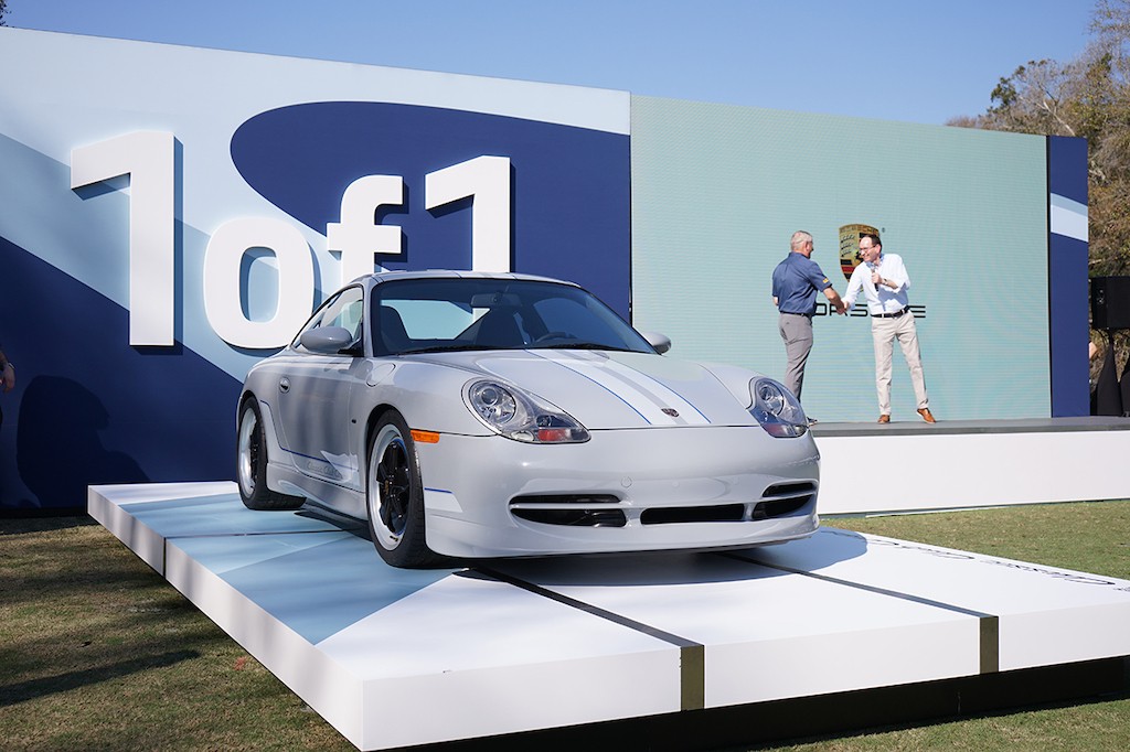 Porsche tạo ra 911 GT3 Touring 25 năm tuổi, “độc nhất vô nhị” với tên gọi 911 Classic Club Coupe ảnh 19