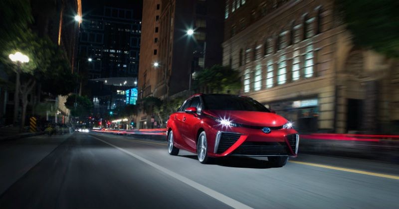 Toyota đã bán 1,52 triệu chiếc xe điện hóa trong năm 2017 ảnh 1