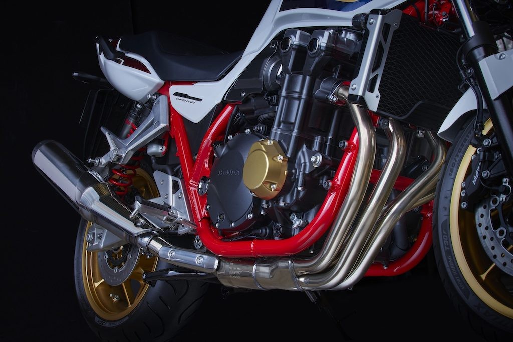 Chi tiết loạt naked bike động cơ “khủng” nhất của Honda: Giá từ 350 triệu, máy mạnh hơn, công nghệ “đủ dùng“ ảnh 2