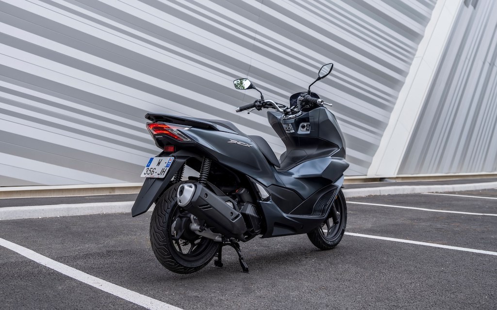 Bảng giá xe máy Honda PCX 2022 mới nhất ngày 47 Loạn giá