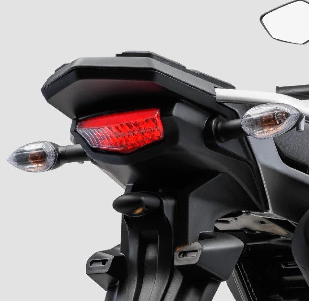 Yamaha Crosser 150 2023 thay đổi diện mạo, vẫn “hụt hơi” trước Honda CB150X về trang bị ảnh 5