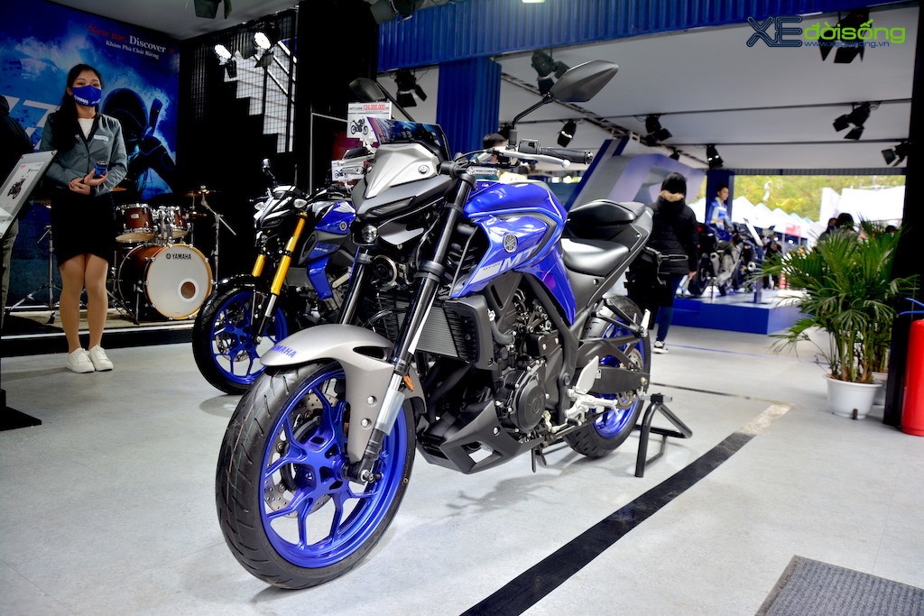 Naked bike phân khối lớn Yamaha MT-03 mới bất ngờ về Việt Nam, giá niêm yết 124 triệu đồng ảnh 1