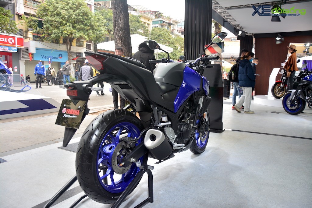 Naked bike phân khối lớn Yamaha MT-03 mới bất ngờ về Việt Nam, giá niêm yết 124 triệu đồng ảnh 3