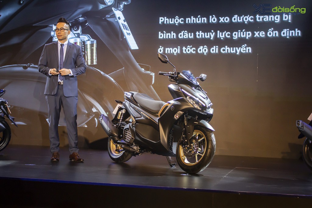Yamaha NVX 155 2021 chính thức ra mắt Việt Nam: có kết nối smartphone, giá 53 triệu đồng ảnh 2