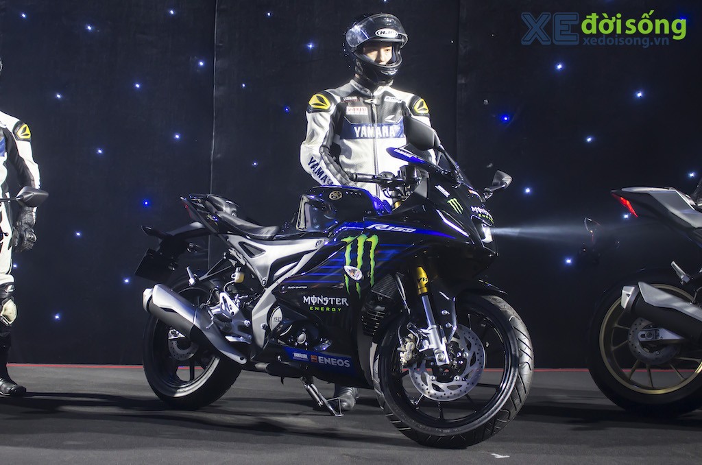 Về trước cả xe nhập tư nhân, sportbike Yamaha R15 thế hệ mới chính hãng “chốt giá”  ảnh 7