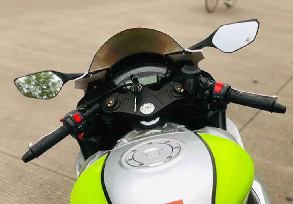 Các nhà thiết kế của Yamaha chắc chắn sẽ “giận tím mặt” khi nhìn vào chiếc sportbike “fake” y hệt R6 này! ảnh 4